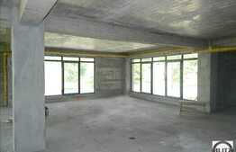 Inchiriere spatiu comercial, zona Plopilor, 950 mp