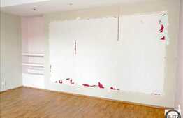 Spatiu cu vitrina la artera principala, 30 mp utili, zona Piata Mihai Viteazu!