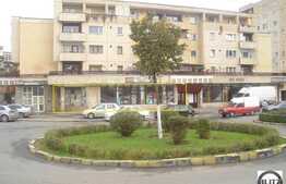 Vitrina la strada 13 m ! Vad Comercial !!!