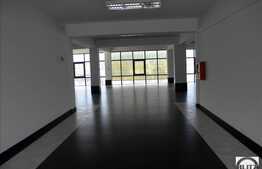 Spatiu pretabil pentru activitate comerciala sau de birouri !!!