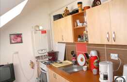 Apartament la semimansarda, 32 mp