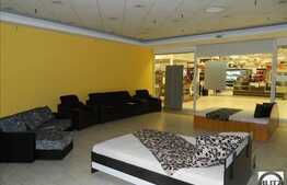 Spatiu comercial 100 mp, in inima orasului!