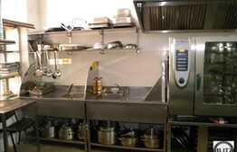 RESTAURANT DE PRESTIGIU IN CENTRUL ORASULUI. AMENAJARI SI FINISAJE MODERNE !!