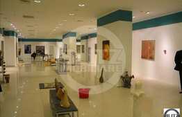 Spatiu comercial 58 mp, in inima orasului!