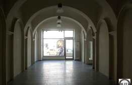 Spatiu comercial ultracentral cu suprafata generoasa 200 mp!