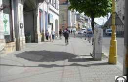 Ultracentral ! Vad Garantat ! Restaurant, Banca !