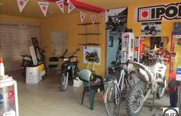 Vanzare spatiu comercial de 78 mp utili, vad comercial bun!