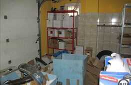 Vanzare spatiu comercial de 78 mp utili, vad comercial bun!