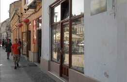 Spatiu ultracentral cu vad maxim , artera principala si pietonala  !!