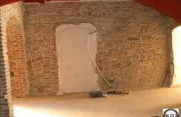 Situat la Artera Principala In Centrul Clujului ! Cafenea/ Pizzerie/Magazin !!