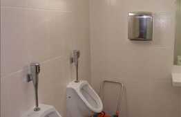 SPATIU GENEROS DEDICAT PENTRU:  Club , Restaurant, Pub, Crama !!!