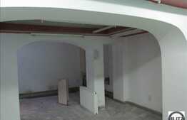 Spatiu 110 mp, zona Mihai Viteazu, in curs de reabilitare