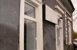 Spatiu comercial pretabil pentru salon, frizerie, magazin !