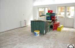 Vanzare spatiu cu 50 mp utili, imobil nou, zona Terra!