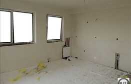 Apartament de vanzare cu 3 camere,  zona aerisita