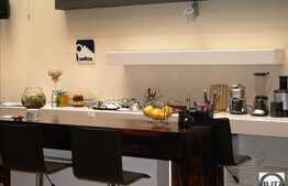 Afacere la cheie ! Cafenea in centru Clujului functionala, dotata si mobilata !