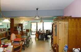 Spatiu comercial , 1 incapere, 93 mp, vitrina la strada