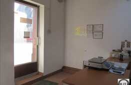Spatiu cu vizibilitate foarte buna, 60 mp, vitrina la strada