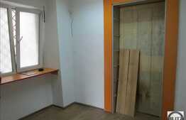 Spatiu central, 36 mp, zona cu vad, vitrina la strada