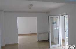 Spatiu la strada, 54 mp, zona caminelor studentesti