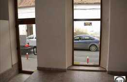 Spatiu comercial in centrul Clujului. Vad si trafic auto !