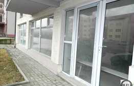 Spatiu comercial, 43 mp, vitrina la strada, semifinisat