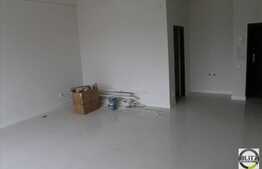 Spatiu comercial, 45 mp, zona Iulius Mall