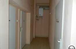 Spatiu cu destinatie multipla, 102 mp, situat la parterul unui bloc