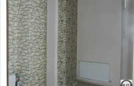 Spatiu cu destinatie multipla, 102 mp, situat la parterul unui bloc