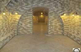 Spatiu multifunctional, zona Bulevardului Eroilor! Exclus alimentatie publica!