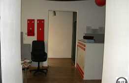 Spatiu Comercial Din Centrul Clujului. Finisat. Format din 4 incaperi !