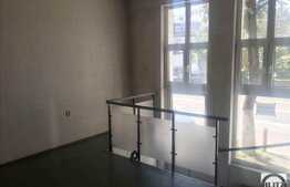 Spatiu pentru comert cu amanuntul, zona centrala