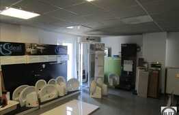 Inchiriere spatiu comercial, 141 mp, vitrina la strada