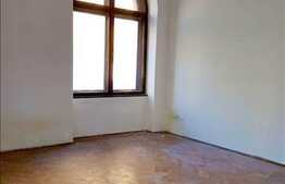 Spatiu cu o localizare excelenta, vad bun, zona centrala!