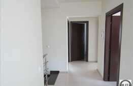 Spatiu comercial, 100 mp utili, zona Hotel Stil