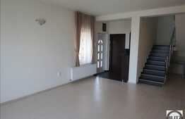 Spatiu comercial, 100 mp utili, zona Hotel Stil