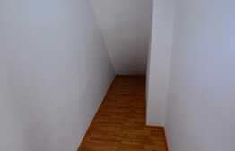 Spatiu pentru activitati de tip showroom