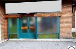 Spatiu comercial, 90 mp, zona cu vad!