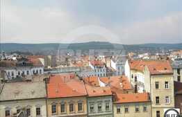 Spatiu comercial 700 mp, in inima orasului!