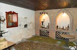 Finisaje piatra naturala, lemn masiv 243 mp pentru club, restaurant!