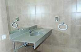 Finisaje piatra naturala, lemn masiv 243 mp pentru club, restaurant!