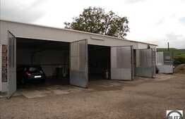 AFACERE! SPALATORIE AUTO , VULCANIZARE si SCHIMB DE ULEI ,VILA cu teren 3143 mp!