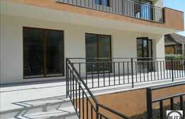 Spatiu comercial, in imobil nou, 65 mp cu terasa 40 mp. Zona cu vad!