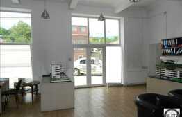 Spatiu cu acces din strada 135 mp! Vitrina 4 m!