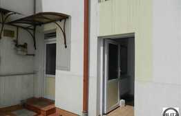 Spatiu cu acces din strada 135 mp! Vitrina 4 m!