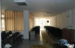 Spatiu cu destinatie multipla, 168 mp, zona Podului Calvaria