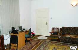 Spatiu 85 mp utili in zona librariei Universitatii!