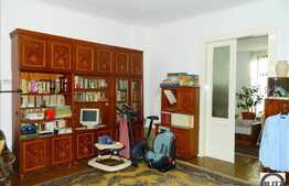 Spatiu 85 mp utili in zona librariei Universitatii!