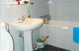 Spatiu 85 mp utili in zona librariei Universitatii!