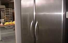 Afacere la cheie! Brutarie functionala, echipata si dotata.Distributie asigurata